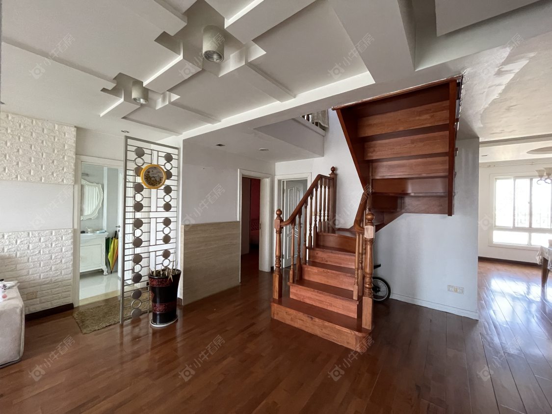 常州蓝天花园西区5室2厅3卫出租_小牛看房