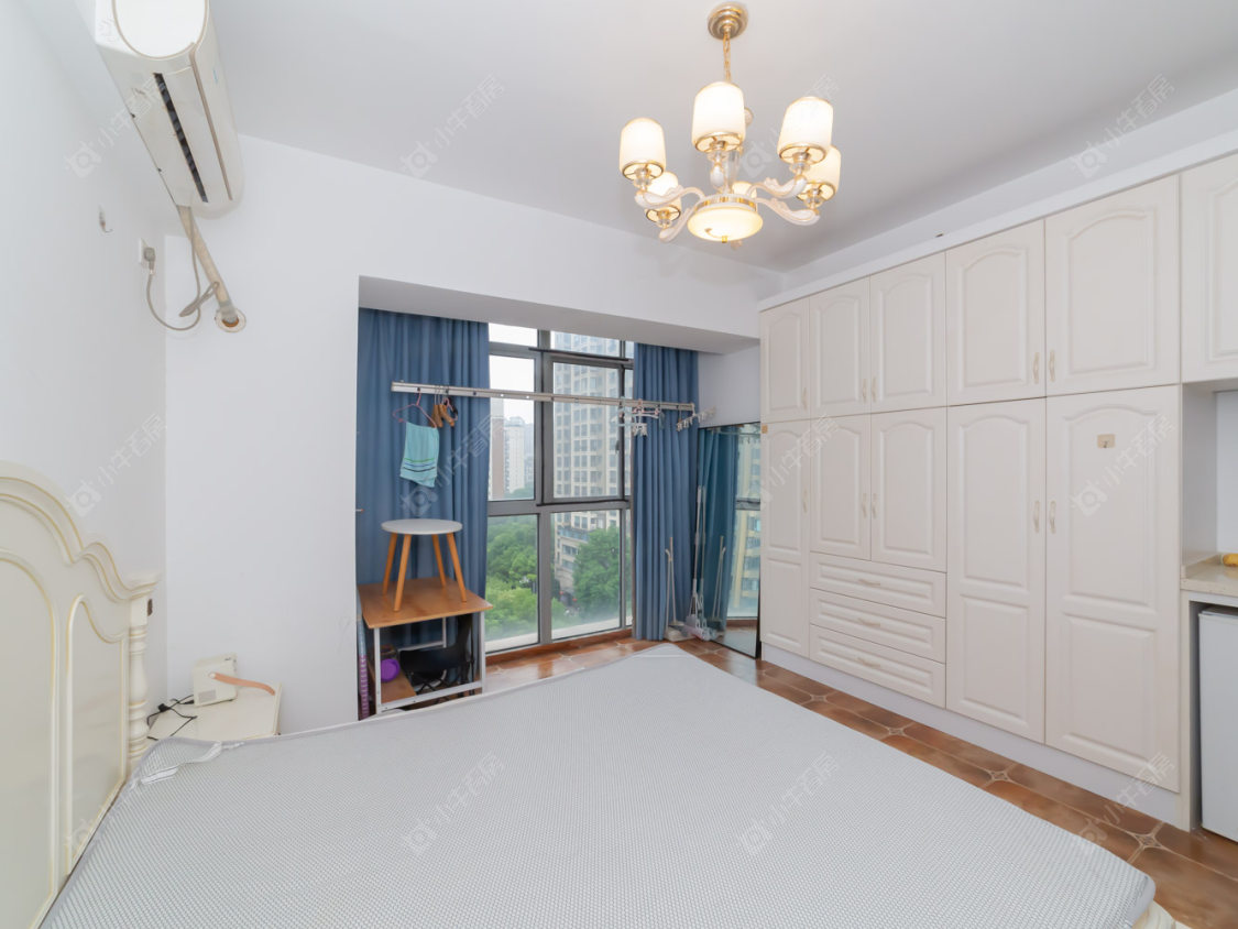 常州世茂广场在售二手房源室内图_小牛看房