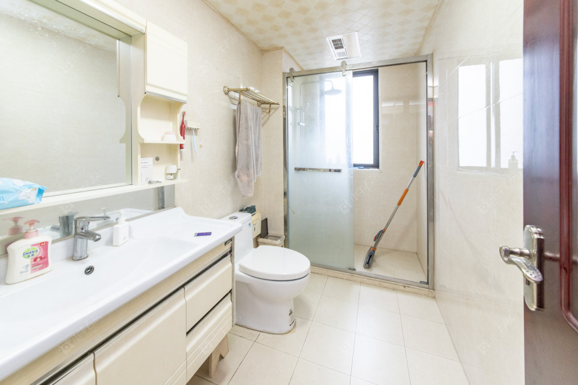 常州绿地峰云汇在售二手房源室内图_小牛看房