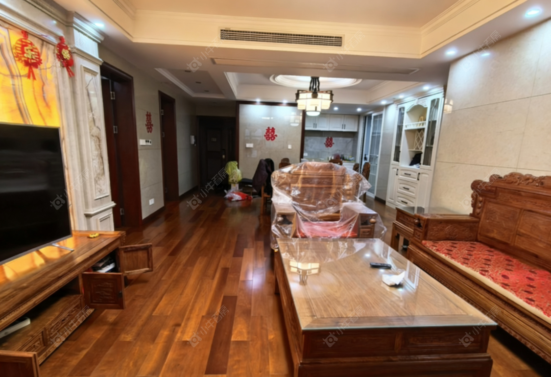 常州世茂香槟湖三期在租房源室内图_小牛看房