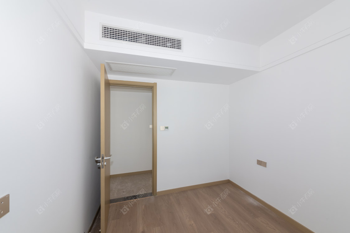 常州绿地香港名墩道在售二手房房源室内图_小牛看房
