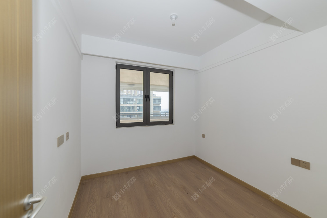 常州绿地香港名墩道在售二手房源室内图_小牛看房