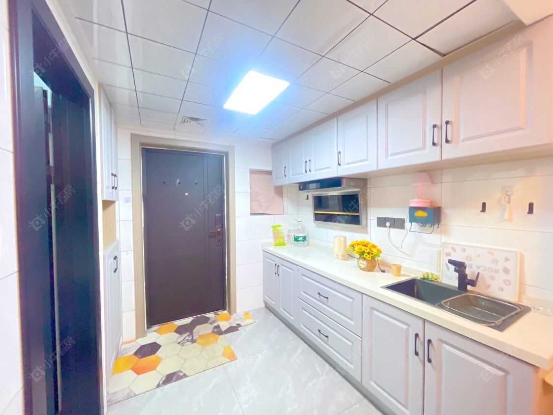 常州亚泰财富中心在租房源室内图_小牛看房