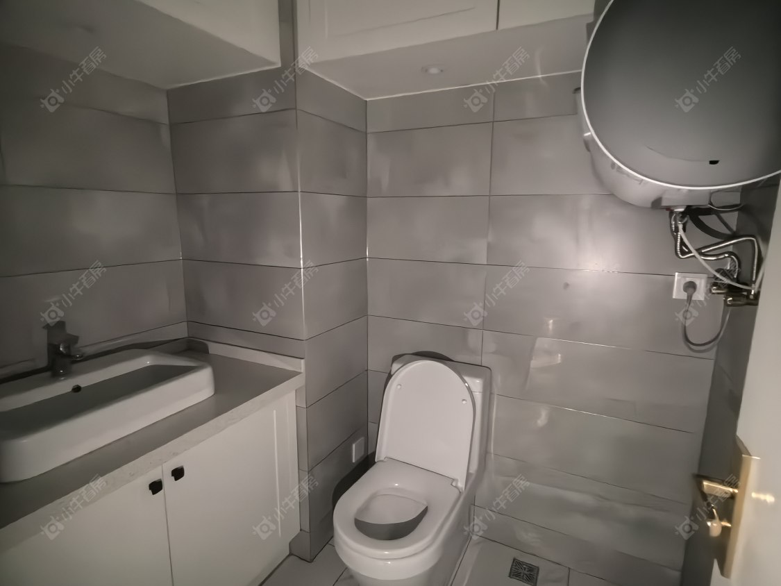 常州揽月湖畔商务广场在租房源室内图_小牛看房