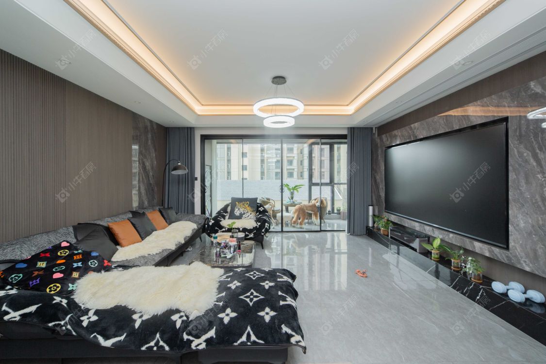 常州保利天汇4室2厅3卫在售二手房房源图片