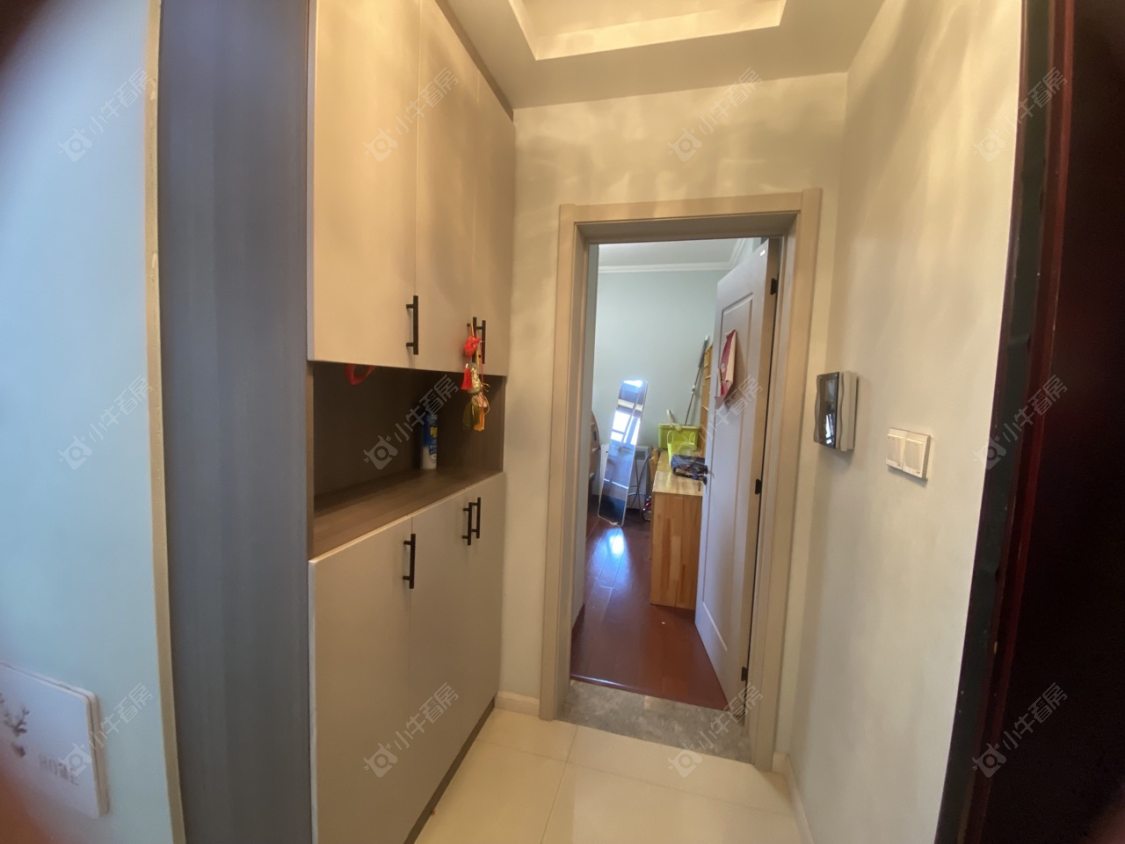 常州世茂香槟湖二期在租房源室内图_小牛看房