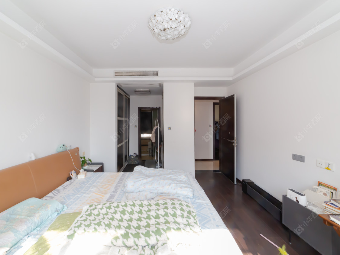 常州世茂香槟湖一期在售二手房源室内图_小牛看房