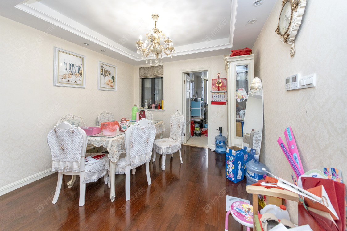 常州绿地峰云汇在售二手房源室内图_小牛看房