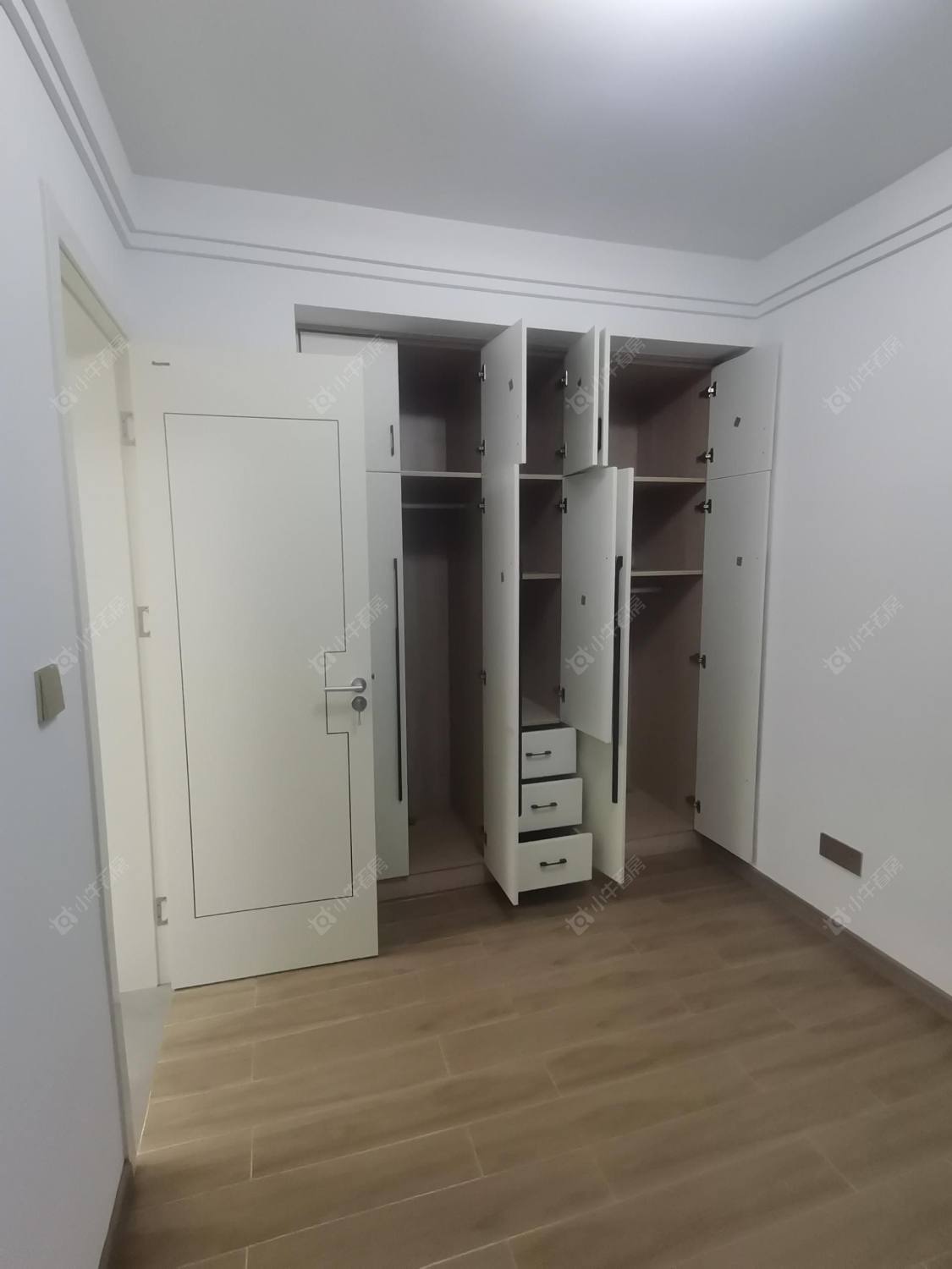 常州凤凰湖西苑在租房源室内图_小牛看房