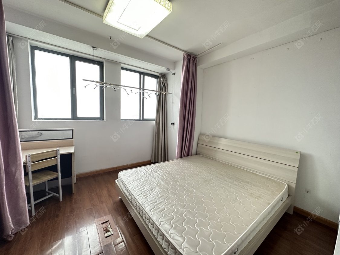 常州亚泰财富中心在租房源室内图_小牛看房