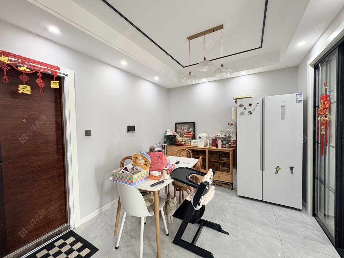 丹阳天波城在售二手房源室内图_小牛看房