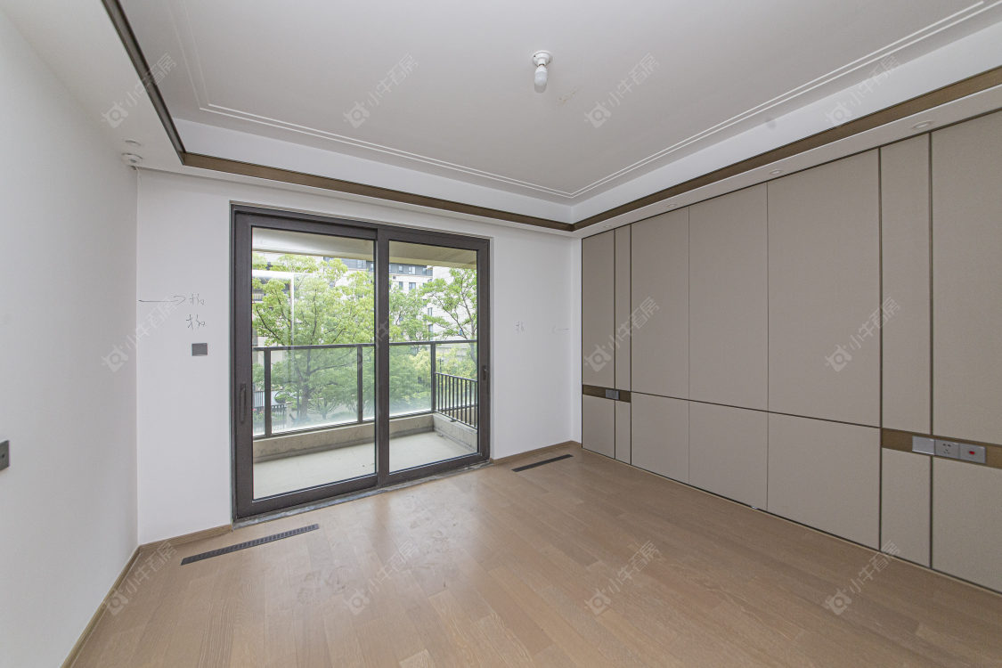 常州春秋金茂府在售二手房源室内图_小牛看房