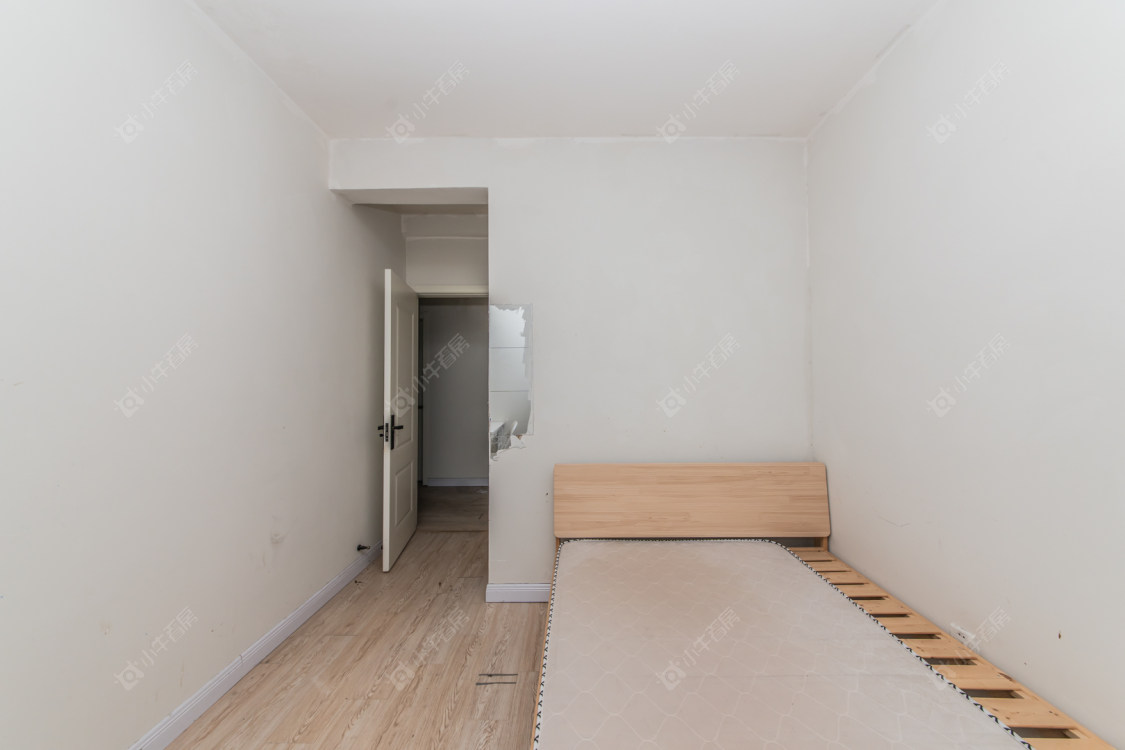 常州世茂香槟湖二期在售二手房源室内图_小牛看房