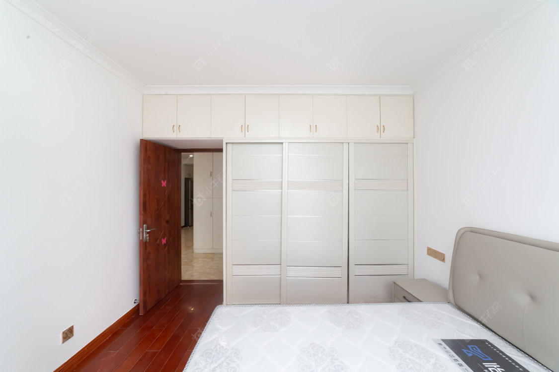 常州绿地世纪城三期在售二手房源室内图_小牛看房