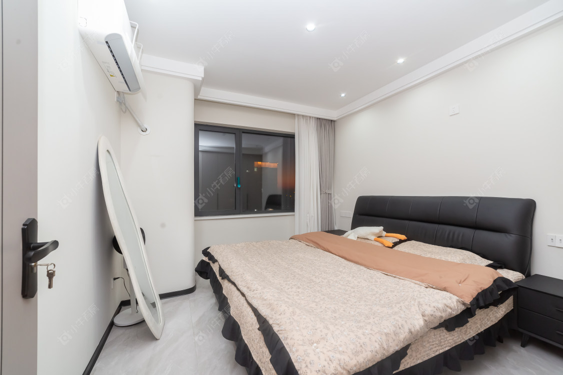 常州绿地世纪城三期在售二手房源室内图_小牛看房