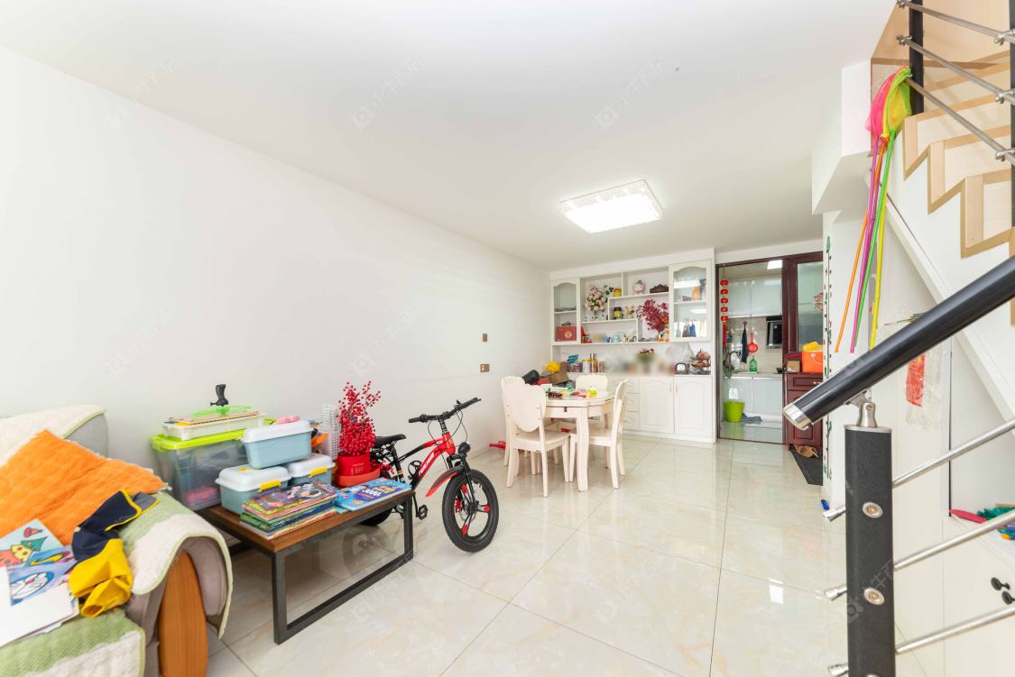 常州亚泰财富中心在售二手房源室内图_小牛看房