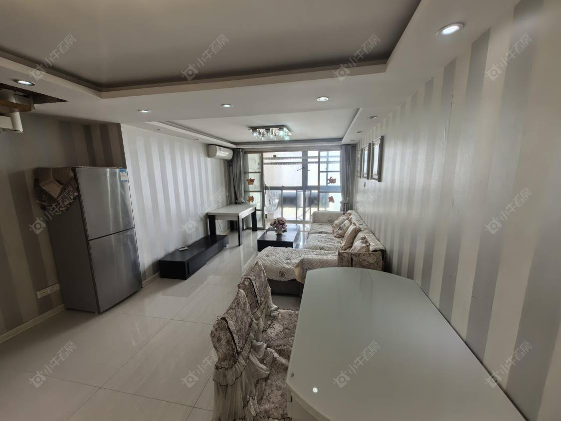 常州亚泰财富中心在租房源室内图_小牛看房