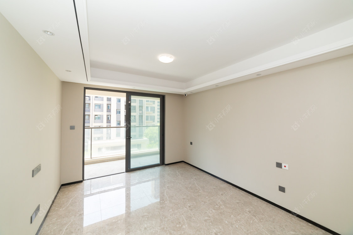 常州美的世茂云筑在售二手房源室内图_小牛看房