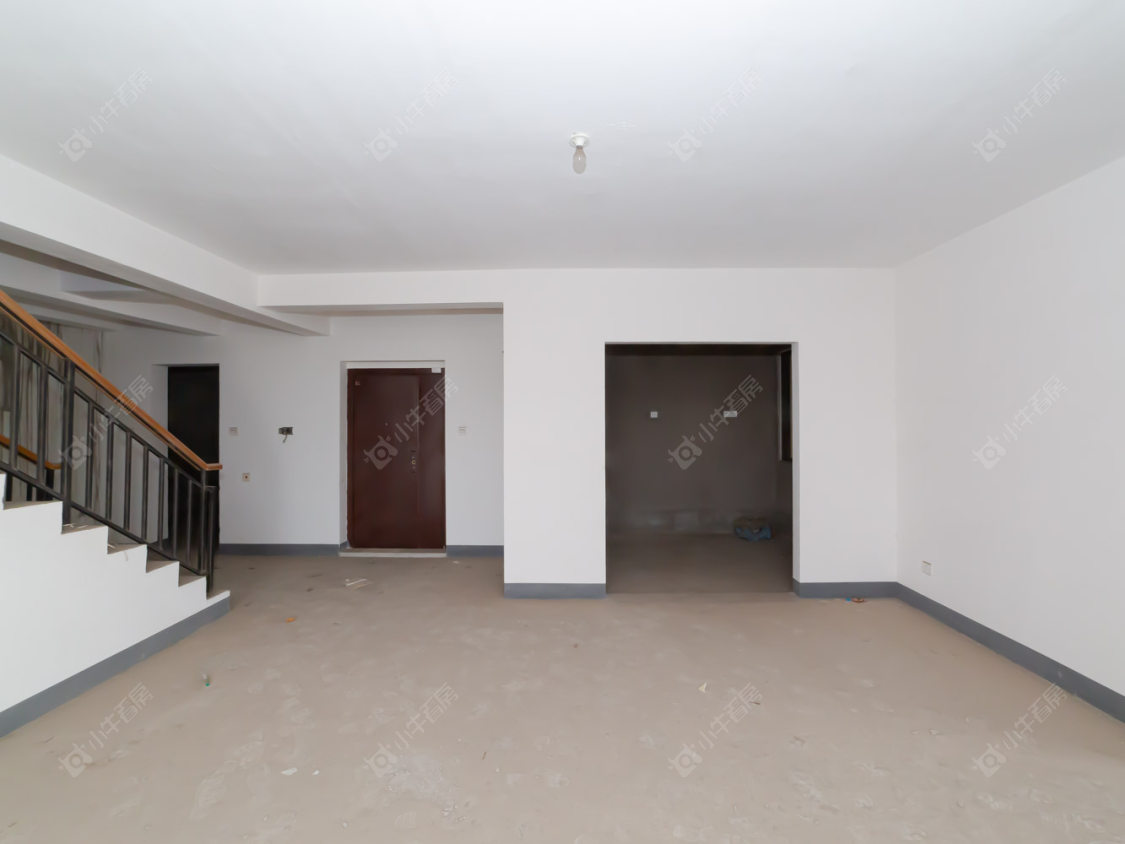 常州世茂香槟湖四期在售二手房源室内图_小牛看房