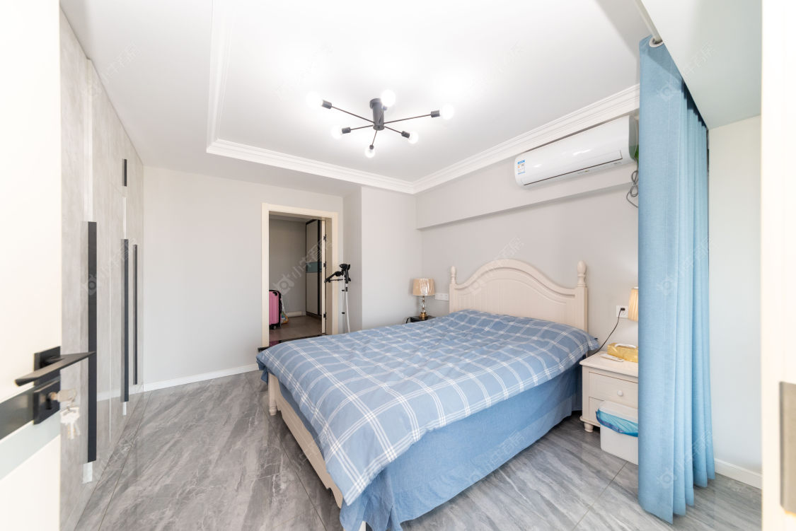 常州亚泰财富中心在售二手房源室内图_小牛看房