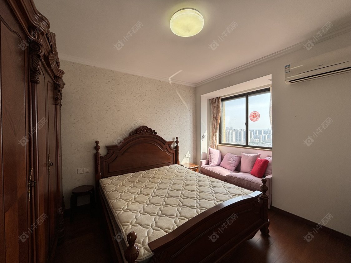 常州绿地香奈在租房源室内图_小牛看房