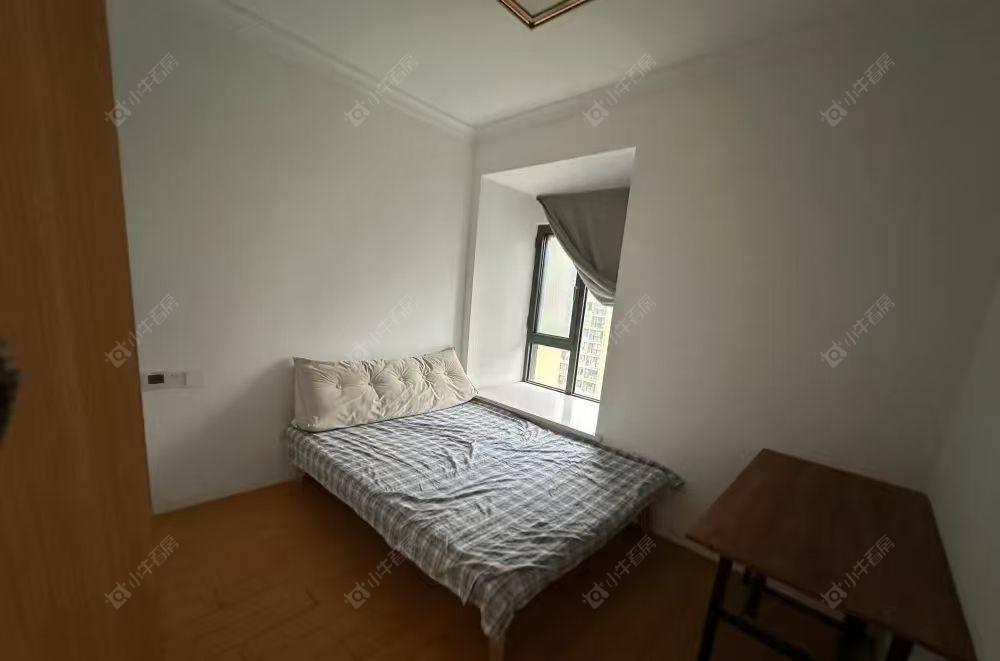 常州世茂香槟湖二期在租房源室内图_小牛看房