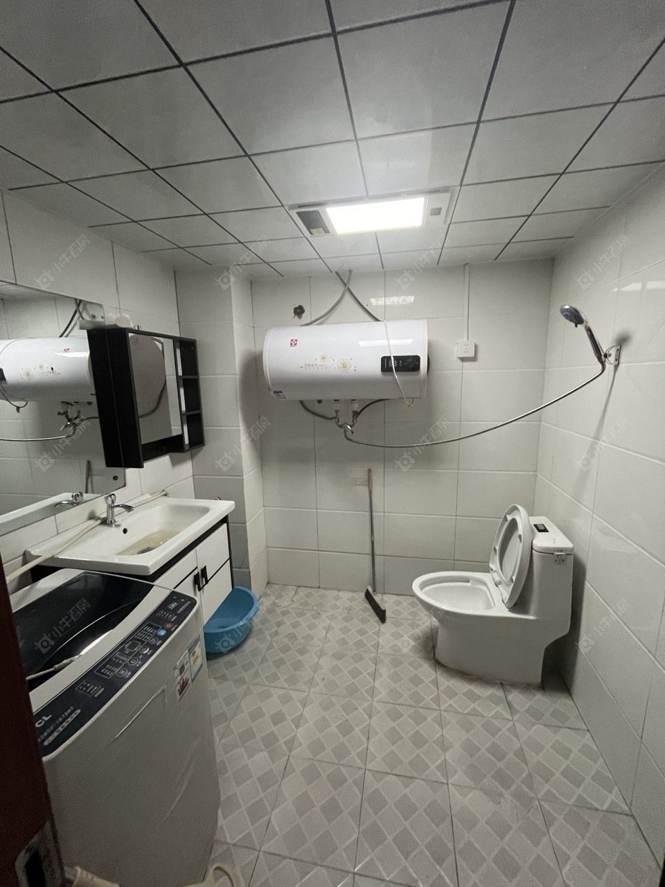 常州亚泰财富中心在租房源室内图_小牛看房