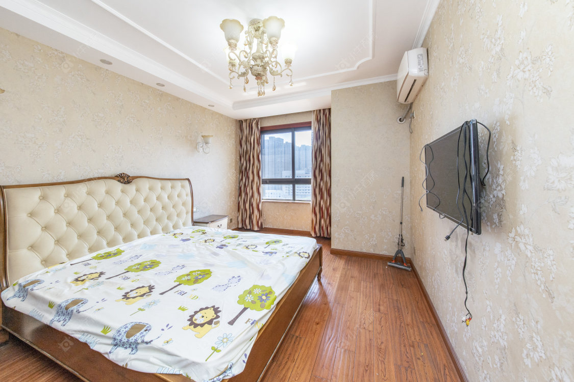 常州吾悦广场南区在售二手房源室内图_小牛看房