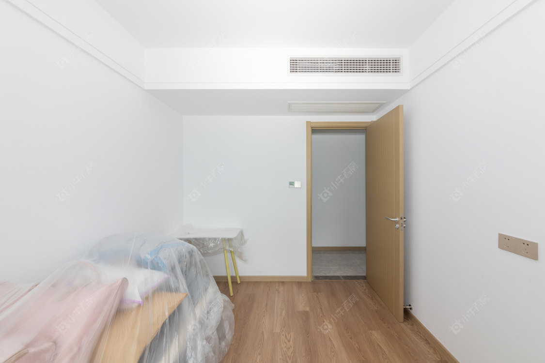 常州绿地香港名墩道在售二手房源室内图_小牛看房