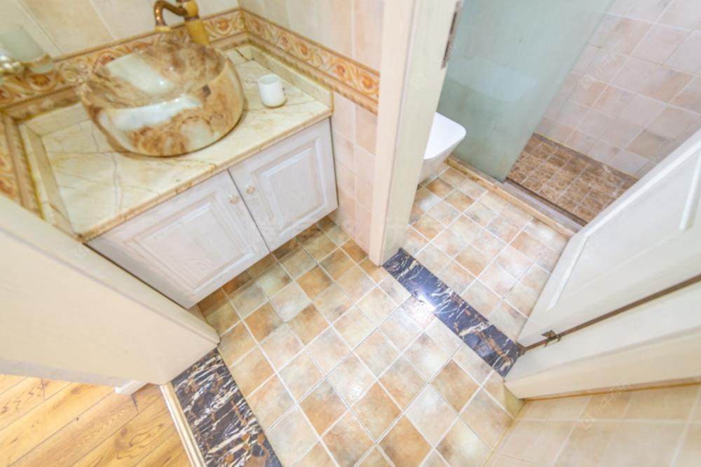 常州龙湖龙誉城三期在售二手房源室内图_小牛看房