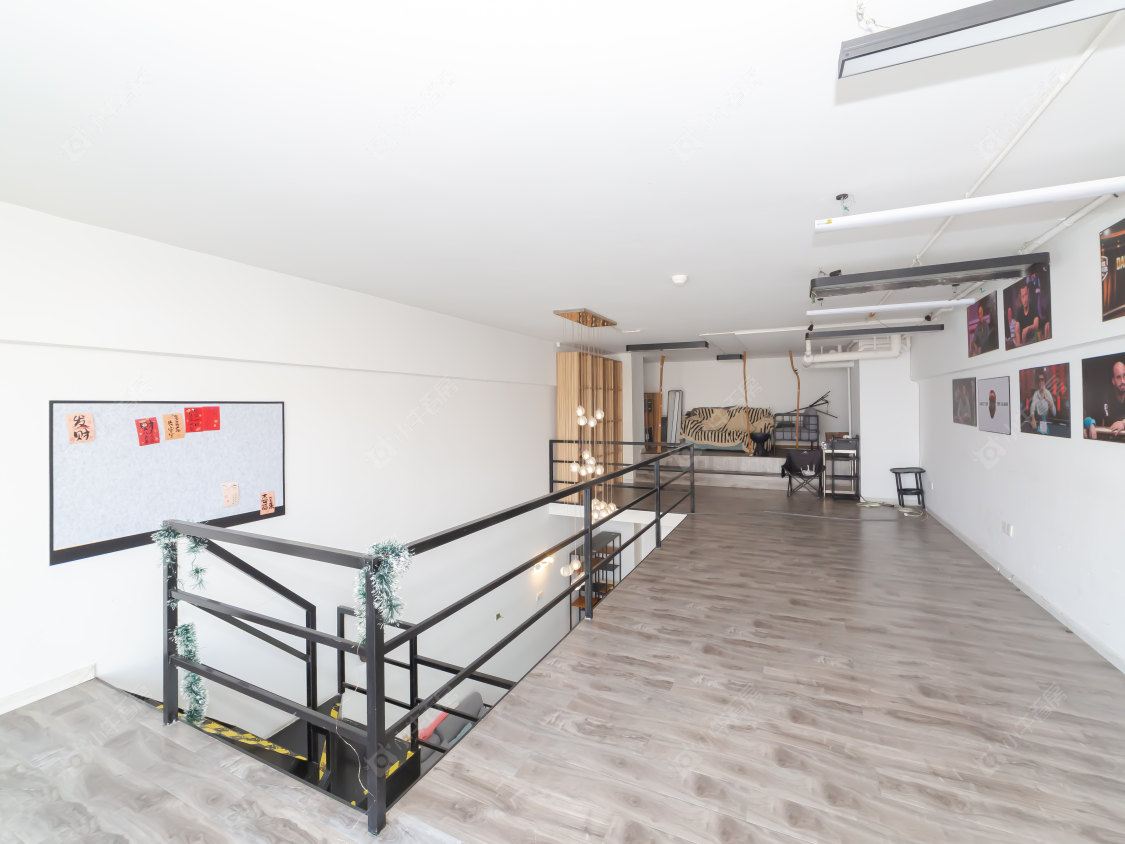 常州世茂广场在售二手房源室内图_小牛看房