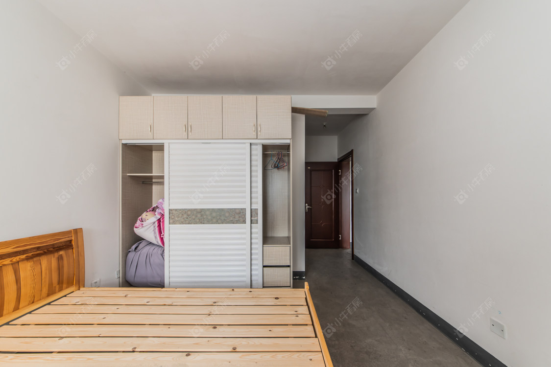 常州世茂香槟湖四期在售二手房源室内图_小牛看房