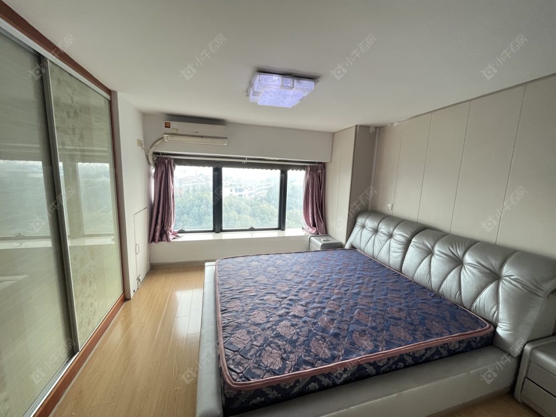 常州高力汽博城在租房源室内图_小牛看房