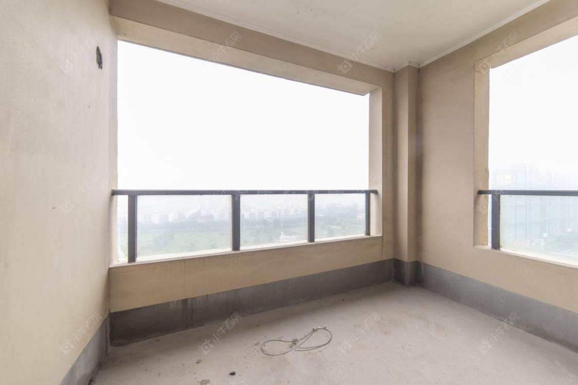 常州绿地香颂花园在售二手房源室内图_小牛看房