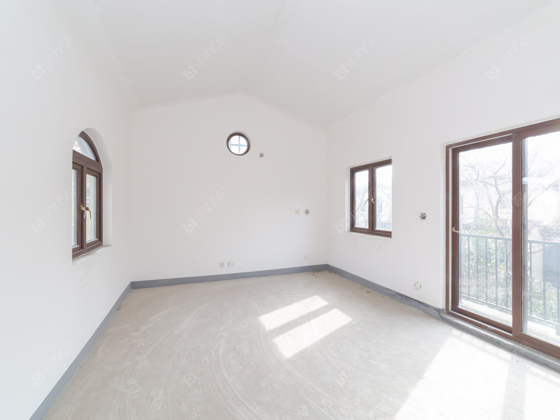 常州龙湖原山别墅区在售二手房源室内图_小牛看房