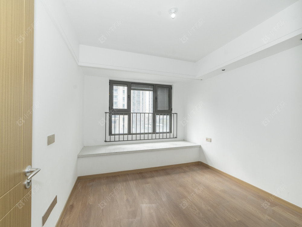 常州绿地香港名墩道在售二手房源室内图_小牛看房