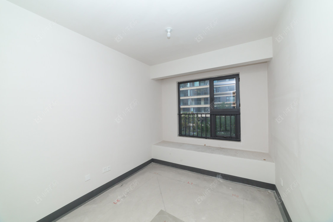 常州美的世茂云筑在售二手房源室内图_小牛看房