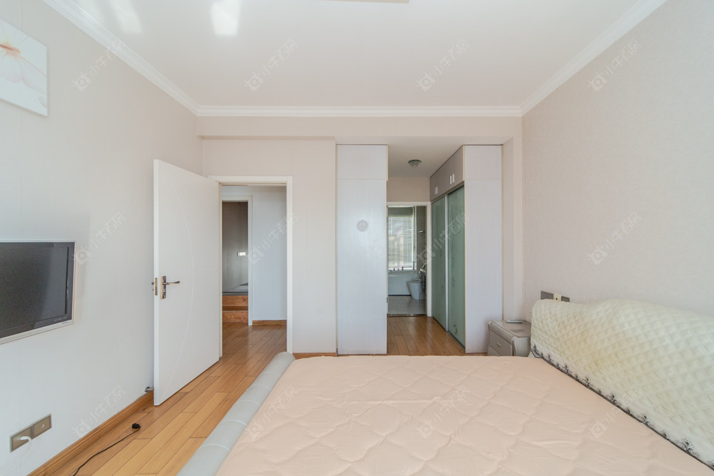 世茂香槟湖一期房源室内图 常州世茂香槟湖一期在售二手房源室内图_小牛看房