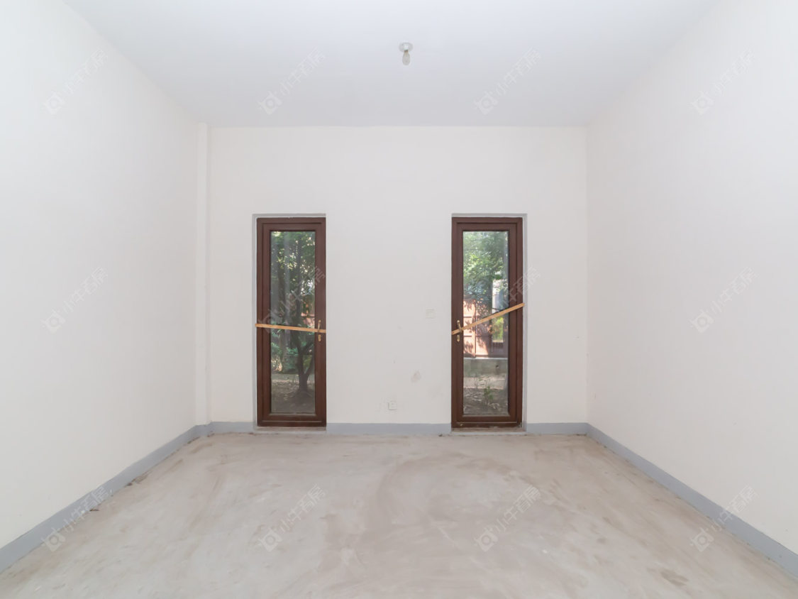 常州龙湖原山别墅区在售二手房源室内图_小牛看房