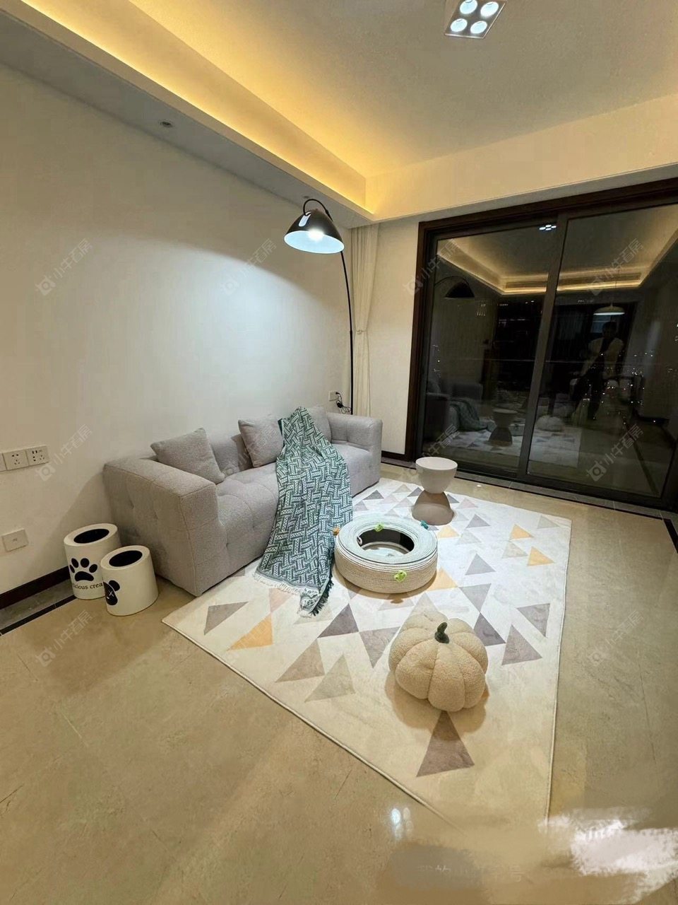 常州蓝光晶曜在租房源室内图_小牛看房