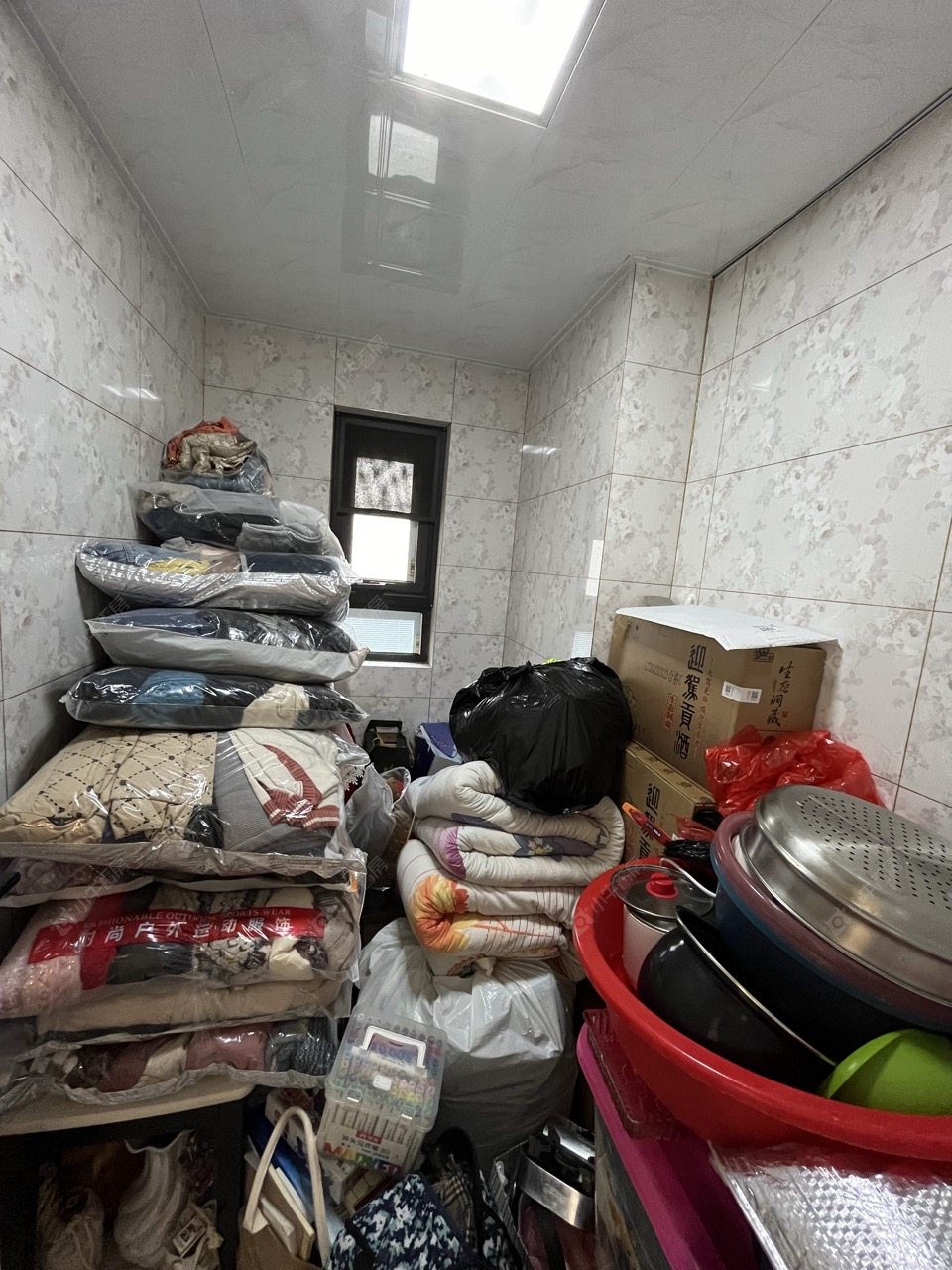 常州世茂香槟湖五期在租房源室内图_小牛看房