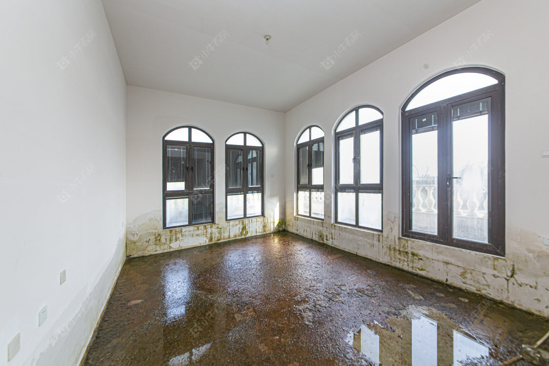 翡丽蓝湾别墅区房源室内图 常州翡丽蓝湾别墅区在售二手房源室内图_小牛看房