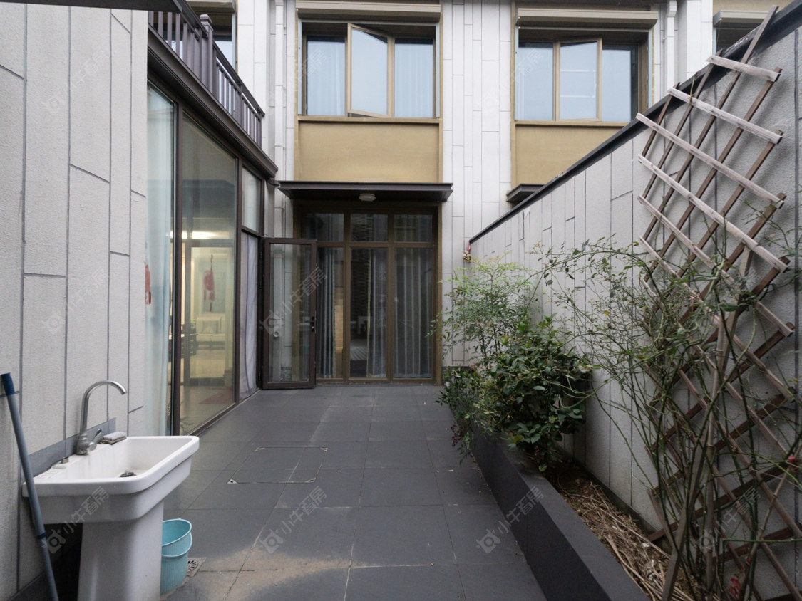 常州雅居乐山湖城湖畔小院在售二手房源小区图_小牛看房