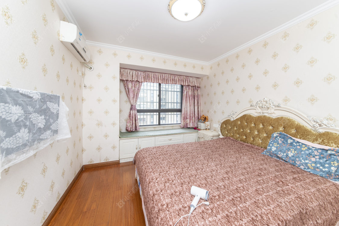 常州绿地峰云汇在售二手房源室内图_小牛看房