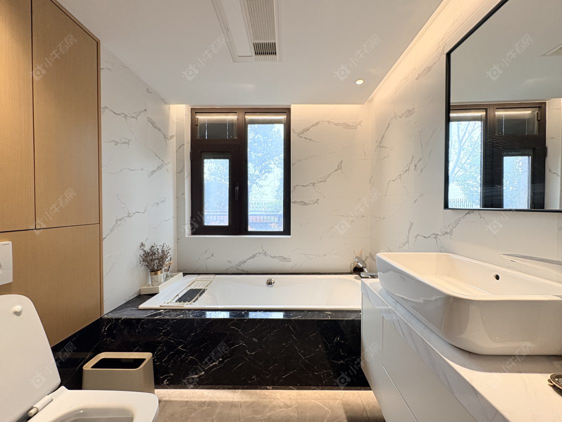 丹阳珑蟠里在售二手房源室内图_小牛看房