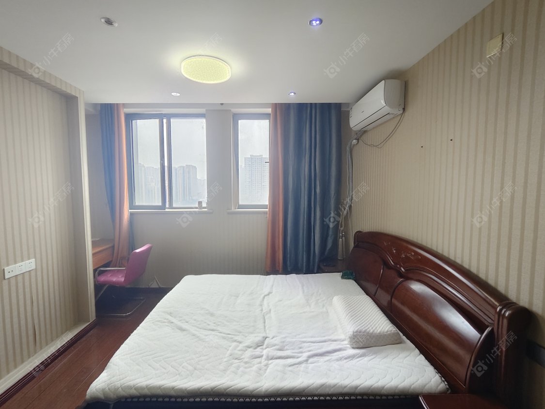 常州亚泰财富中心在租房源室内图_小牛看房