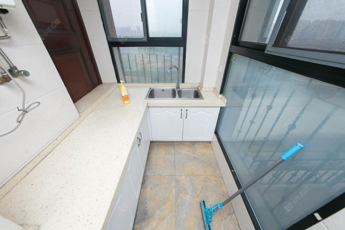 常州荣盛馨河郦舍在售二手房源室内图_小牛看房