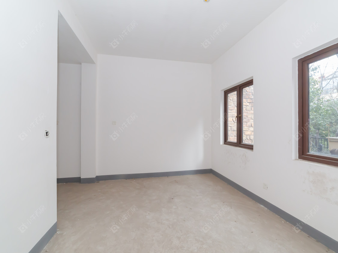 常州龙湖原山别墅区在售二手房源室内图_小牛看房