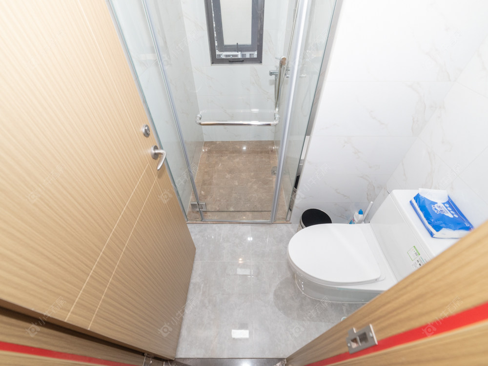 常州绿地香港名墩道在售二手房源室内图_小牛看房