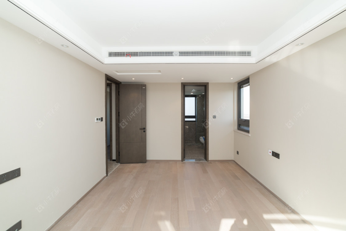 常州美的世茂云筑在售二手房源室内图_小牛看房